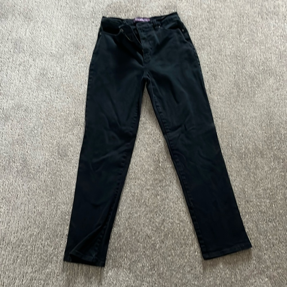 Gloria Vanderbilt Classic Amanda black denim jeans size 10
